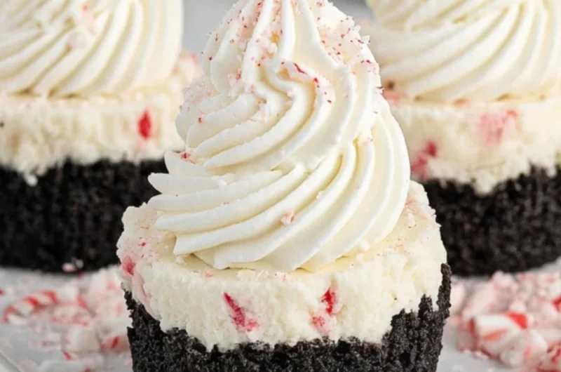 Delicious mini no-bake peppermint cheesecakes recipe for Christmas dessert