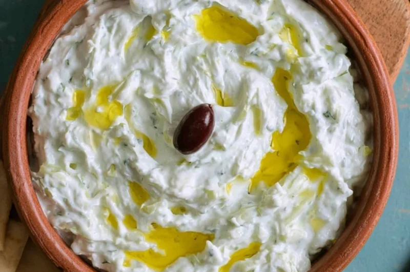 Authentic Greek tzatziki recipe with yogurt, cucumber, and garlic