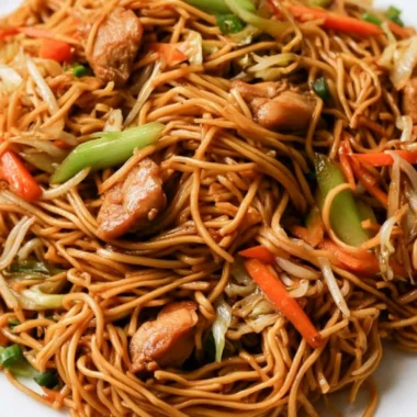 Quick and tasty chicken chow mein served in a bowl