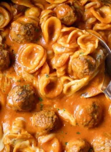 One Pot Meatball Pasta dish with savory meatballs and pasta